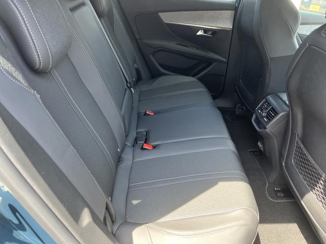３００８ ＧＴ　登録済未使用車　サンルーフ　ＡｐｐｌｅＣａｒＰｌａｙ　全周囲カメラ　シートヒーター　ＢＳＭ　パワーバックドア　パワーシートコーナーセンサー　アダプティブクルーズ　Ｂｌｕｅｔｏｏｔｈ　アルミ１８インチ（41枚目）