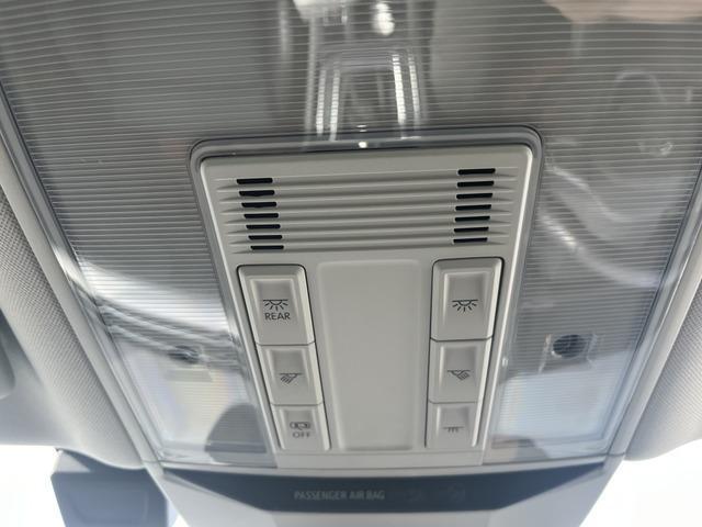 パサートＧＴＥヴァリアント アドバンス　パワーバックドア　パワーシート　シートヒーター左右　駐車支援　本革シートアダプティブクルーズ　ＡｐｐｌｅＣａｒＰｌａｙ　Ｂｌｕｅｔｏｏｔｈ音楽／通話　ＬＥＤヘッドライト　コーナーセンサー前後　ＢＳＭ（26枚目）