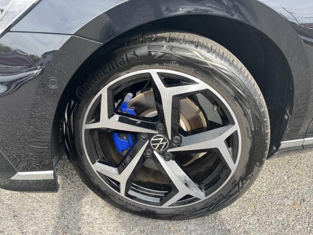 パサートＧＴＥヴァリアント アドバンス　パワーバックドア　パワーシート　シートヒーター左右　駐車支援　本革シートアダプティブクルーズ　ＡｐｐｌｅＣａｒＰｌａｙ　Ｂｌｕｅｔｏｏｔｈ音楽／通話　ＬＥＤヘッドライト　コーナーセンサー前後　ＢＳＭ（61枚目）