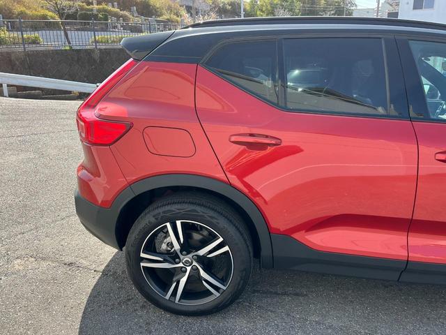 ＸＣ４０ Ｂ４　ＡＷＤ　Ｒデザイン　サンルーフ　禁煙車　パワーバックドア　ファインナッパ＆ヌバックコンビシート　ＨＤＤナビフルセグＴＶ　ハーマンカードン　パノラマガラスルーフ　ハンズフリーパワーバックドア　プレミアムサウンドオーディオ（47枚目）