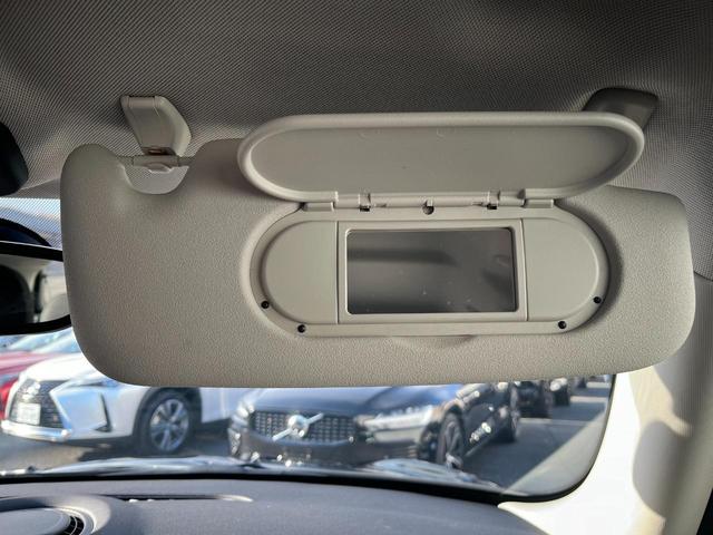 ＭＩＮＩ ワン　ファーストパッケージ　エッセンシャル・トリム　エッセンシャルトリム　ＡｐｐｌｅＣａｒＰｌａｙ　禁煙車　クルーズコントロール　パークディスタンス　クロームエンブレム　ＥＴＣ　禁煙車　クロームリアコンビネーションランプ　オプション１５インチアルミ（29枚目）