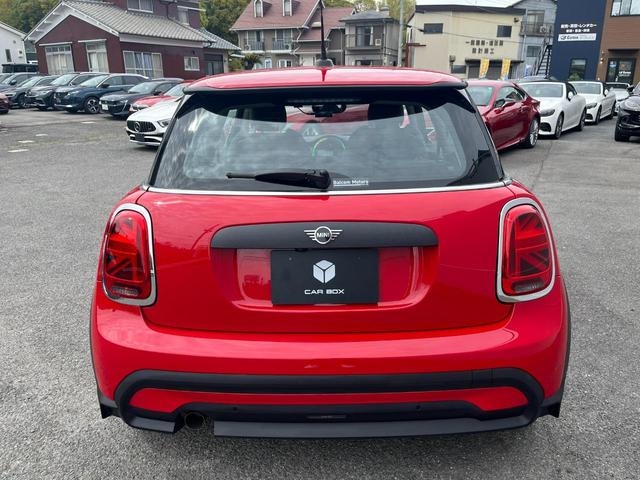 ＭＩＮＩ ワン　クラシック・トリム　クラシックトリム　バックカメラ　禁煙車　純正ナビ　　コーナーセンサー　Ｂｌｕｅｔｏｏｔｈ　ＬＥＤヘッドライト　バックカメラ　ステアリングスイッチ　　クルーズコントロール　レーダーブレーキ　レーンキープ（64枚目）
