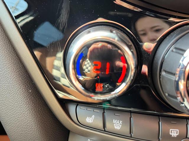 ＭＩＮＩ 　ワンオーナー　１９インチアルミ　禁煙車　ナビ　パワーバックドア　ワイヤレス充電　ＡｐｐｌｅＣａｒＰｌａｙ　シートヒーター　バックカメラ　コーナーセンサー前後　アダプティブクルーズコントロール（32枚目）