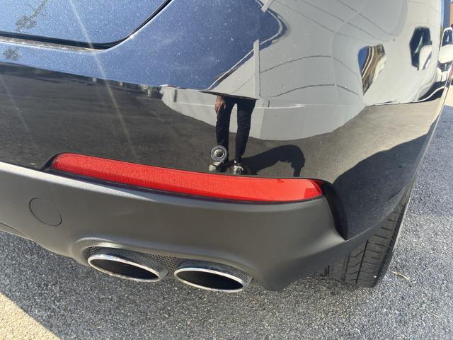 レヴァンテ ベースグレード　全周囲カメラ　エアサスペンション　禁煙車　パワーシート　シートヒーター左右　　パワーバックドア　ナビ　フルセグ　ＬＥＤヘッドライト　オートライト　ブラインドスポットモニター　　アルミホイール２０インチ（12枚目）