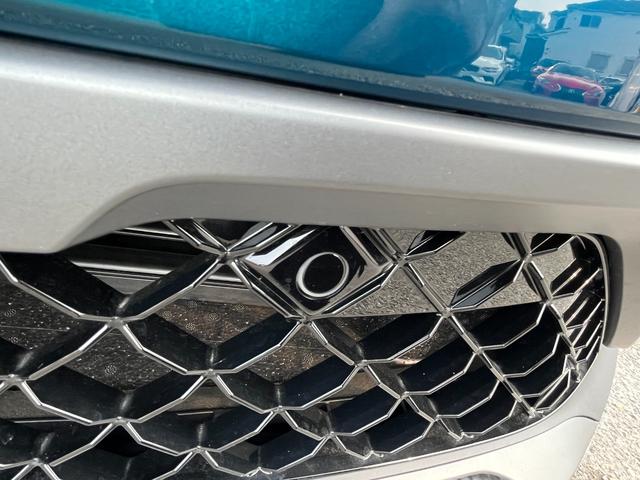 アルカナ ルノー　スポール　ラインマイルドハイブリッド　ワンオーナー　全方位カメラ　禁煙車　前席シートヒーター　パワーシート　ハーフレザーシート　ステアリングヒーター　ＬＥＤヘッドライト　コーナーセンサー　ＡｐｐｌｅＣａｒＰｌａｙ　アダプティブクルーズ（14枚目）
