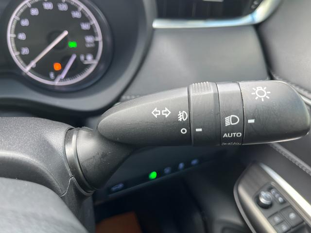 ハリアー Ｚ　ワンオーナー　ＪＢＬ　全方位カメラ　禁煙車　ハンズフリーパワーバックドア　パワーシート　デジタルインナーミラー　禁煙車プロジェクター式ＬＥＤヘッドランプ　カラーヘッドアップディスプレイ　衝突回避支援（4枚目）