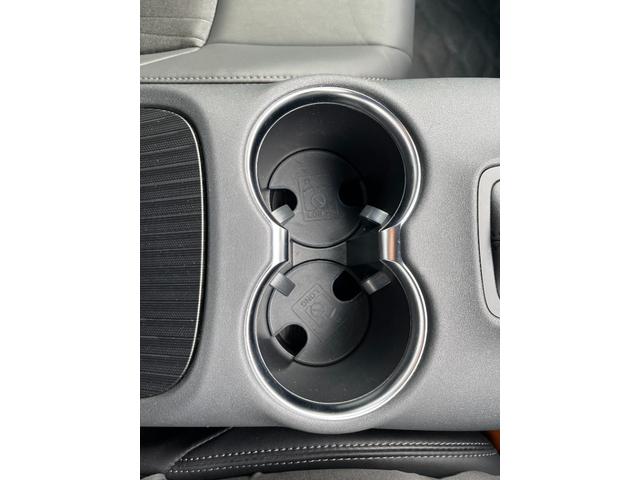 ハリアー Ｚ　ワンオーナー　ＪＢＬ　全方位カメラ　禁煙車　ハンズフリーパワーバックドア　パワーシート　デジタルインナーミラー　禁煙車プロジェクター式ＬＥＤヘッドランプ　カラーヘッドアップディスプレイ　衝突回避支援（54枚目）
