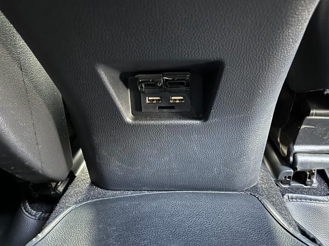 ハリアー Ｚ　ワンオーナー　ＪＢＬ　全方位カメラ　禁煙車　ハンズフリーパワーバックドア　パワーシート　デジタルインナーミラー　禁煙車プロジェクター式ＬＥＤヘッドランプ　カラーヘッドアップディスプレイ　衝突回避支援（70枚目）