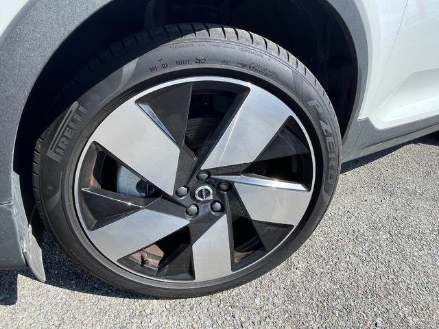 ＸＣ４０リチャージ リチャージ　アルティメットシングルモーター　ｈａｒｍａｎｋａｒｄｏｎプレミアムサウンドオーディオシステム　純正アルミ２０インチ　禁煙車　ＬＥＤフロントフォグランプ　コーナリングランプ　ピクセルＬＥＤヘッドライト　パワーチャイルドロック（63枚目）