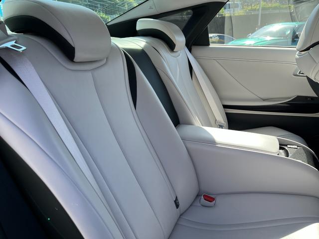 TOYOTA MIRAI BASE GRADE