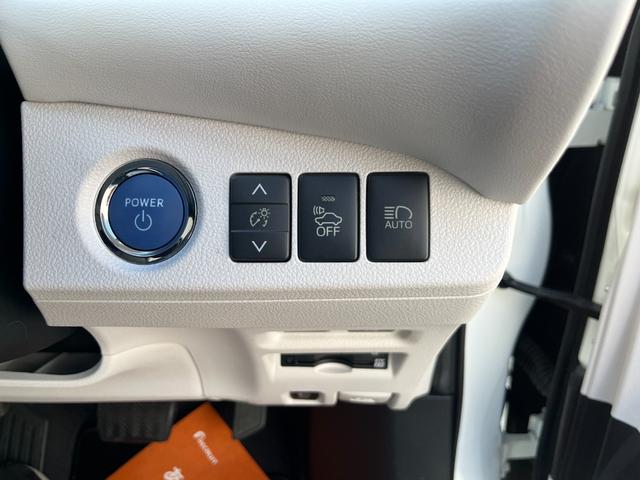 TOYOTA MIRAI BASE GRADE