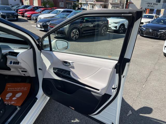 TOYOTA MIRAI BASE GRADE