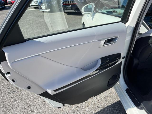 TOYOTA MIRAI BASE GRADE