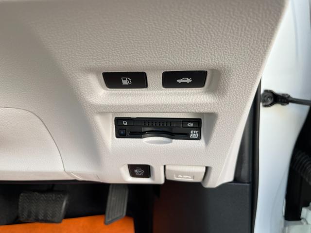 TOYOTA MIRAI BASE GRADE