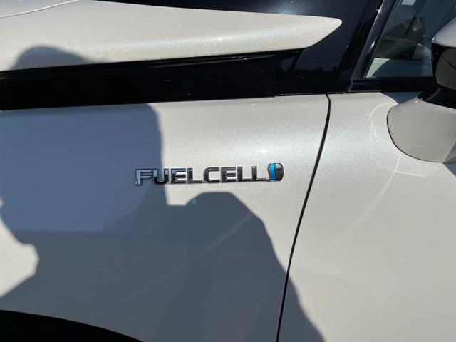 TOYOTA MIRAI BASE GRADE