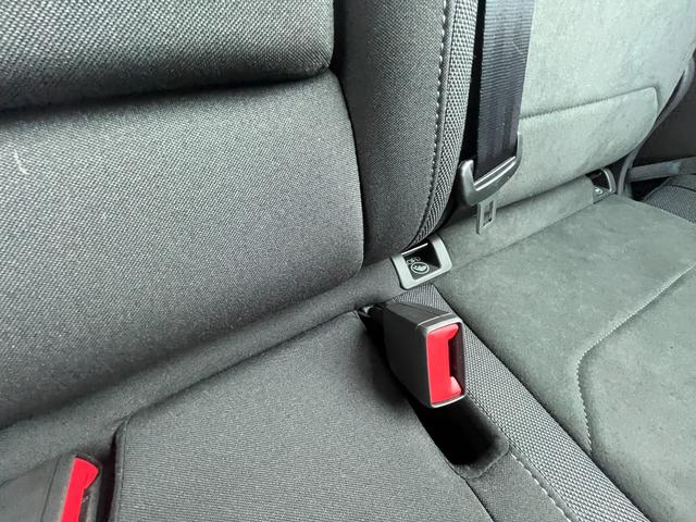 ティグアン TSI エレガンス パワーバックドア 禁煙車 ナビLEDライト 同一車線内全車速運転支援 アラウンドビューカメラ リアトラフィックアラート ディスカバープロ 全席シートヒーター デジタルコックピット12.3インチ(46枚目)