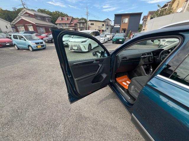 ティグアン TSI エレガンス パワーバックドア 禁煙車 ナビLEDライト 同一車線内全車速運転支援 アラウンドビューカメラ リアトラフィックアラート ディスカバープロ 全席シートヒーター デジタルコックピット12.3インチ(74枚目)