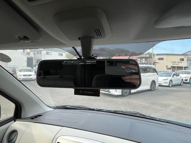 ワゴンR FA 禁煙車 ドライブレコーダー前後 自発光式アナログメーター アームレスト CD ウレタン製ステアリングホイール ダークグレーファブリックシート レッドレンズリアコンビネーションランプ(30枚目)