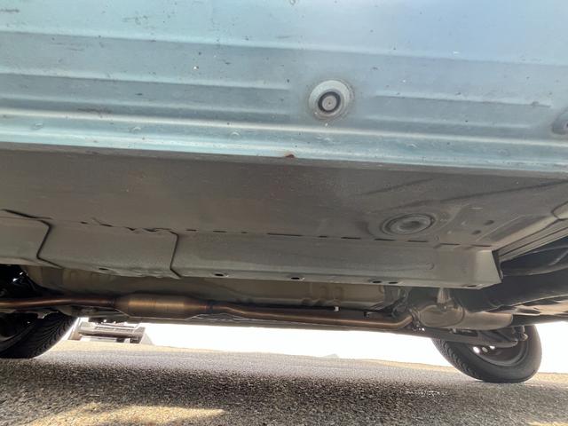 ワゴンR FA 禁煙車 ドライブレコーダー前後 自発光式アナログメーター アームレスト CD ウレタン製ステアリングホイール ダークグレーファブリックシート レッドレンズリアコンビネーションランプ(51枚目)