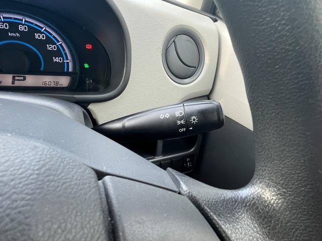 ワゴンR FA 禁煙車 ドライブレコーダー前後 自発光式アナログメーター アームレスト CD ウレタン製ステアリングホイール ダークグレーファブリックシート レッドレンズリアコンビネーションランプ(69枚目)