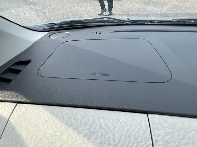 ワゴンR FA 禁煙車 ドライブレコーダー前後 自発光式アナログメーター アームレスト CD ウレタン製ステアリングホイール ダークグレーファブリックシート レッドレンズリアコンビネーションランプ(72枚目)