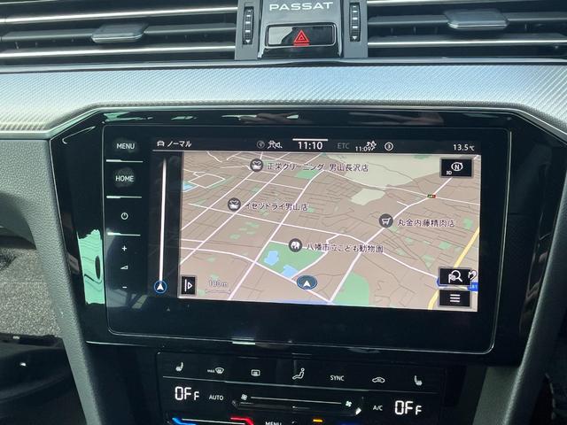 パサートヴァリアント TDI Rライン 駐車支援システム アラウンドビューカメラ Rロゴナッパ革スポーツシート Rロゴ入ディンプル革巻きステアリングホイール 8WAYパワーシート左右 シートヒーター左右 禁煙車(10枚目)