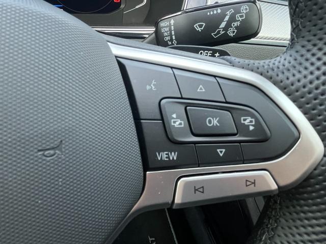 パサートヴァリアント TDI Rライン 駐車支援システム アラウンドビューカメラ Rロゴナッパ革スポーツシート Rロゴ入ディンプル革巻きステアリングホイール 8WAYパワーシート左右 シートヒーター左右 禁煙車(25枚目)