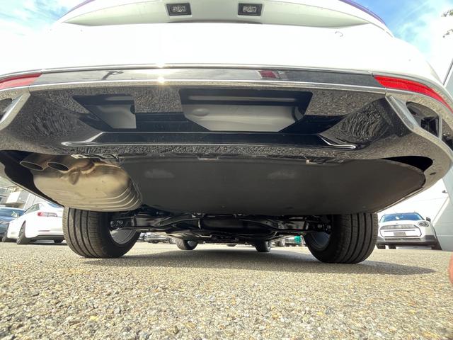 パサートヴァリアント TDI Rライン 駐車支援システム アラウンドビューカメラ Rロゴナッパ革スポーツシート Rロゴ入ディンプル革巻きステアリングホイール 8WAYパワーシート左右 シートヒーター左右 禁煙車(47枚目)