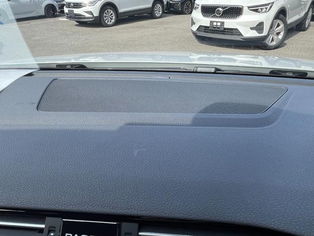 パサートヴァリアント TDI Rライン 駐車支援システム アラウンドビューカメラ Rロゴナッパ革スポーツシート Rロゴ入ディンプル革巻きステアリングホイール 8WAYパワーシート左右 シートヒーター左右 禁煙車(58枚目)