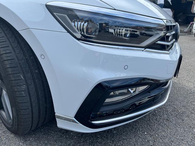 パサートヴァリアント TDI Rライン 駐車支援システム アラウンドビューカメラ Rロゴナッパ革スポーツシート Rロゴ入ディンプル革巻きステアリングホイール 8WAYパワーシート左右 シートヒーター左右 禁煙車(72枚目)