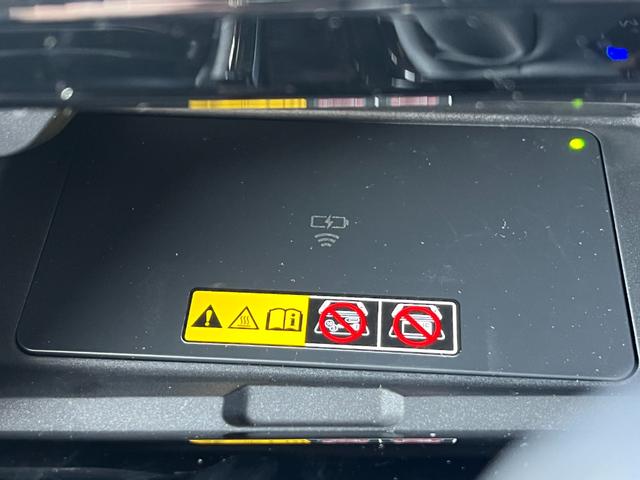 アルファード Z ワンオーナー 左右独立ムーンルーフ 禁煙車 後席モニター 床下表示機能付パノラミックビューモニター 登録済未使用車 3眼LEDヘッドランプ 木目調/革巻コンビステアリング エグゼクティブパワーシート(17枚目)