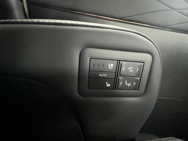 アルファード Z ワンオーナー 左右独立ムーンルーフ 禁煙車 後席モニター 床下表示機能付パノラミックビューモニター 登録済未使用車 3眼LEDヘッドランプ 木目調/革巻コンビステアリング エグゼクティブパワーシート(33枚目)