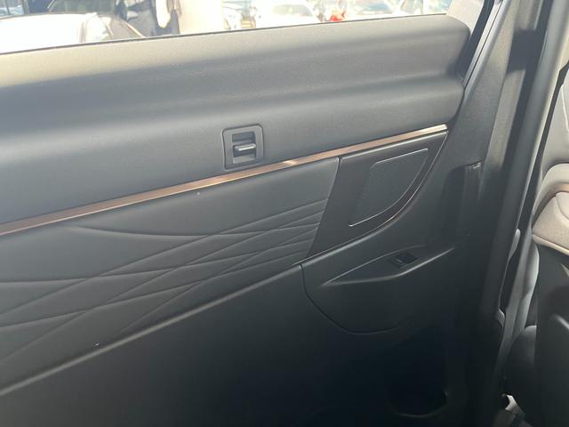 アルファード Z ワンオーナー 左右独立ムーンルーフ 禁煙車 後席モニター 床下表示機能付パノラミックビューモニター 登録済未使用車 3眼LEDヘッドランプ 木目調/革巻コンビステアリング エグゼクティブパワーシート(51枚目)