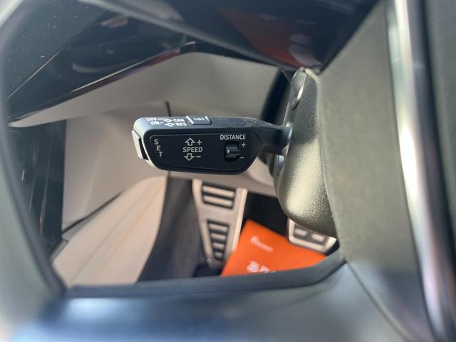 e-トロン 50クワトロ アドバンスト 4WD アシスタンス+コンフォート+サイレンスPKG パノラマルーフ 21インチAWOPバーチャルエクステリアミラー OPグレー革シート 3Dサウンドシステム 4ゾーンエアコン 電動リアゲート(28枚目)