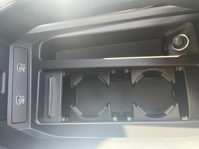 e-トロン 50クワトロ アドバンスト 4WD アシスタンス+コンフォート+サイレンスPKG パノラマルーフ 21インチAWOPバーチャルエクステリアミラー OPグレー革シート 3Dサウンドシステム 4ゾーンエアコン 電動リアゲート(56枚目)