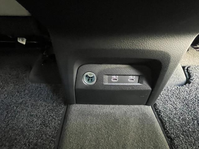 e-トロン 50クワトロ アドバンスト 4WD アシスタンス+コンフォート+サイレンスPKG パノラマルーフ 21インチAWOPバーチャルエクステリアミラー OPグレー革シート 3Dサウンドシステム 4ゾーンエアコン 電動リアゲート(78枚目)