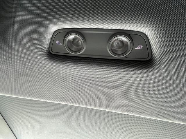 e-トロン 50クワトロ アドバンスト 4WD アシスタンス+コンフォート+サイレンスPKG パノラマルーフ 21インチAWOPバーチャルエクステリアミラー OPグレー革シート 3Dサウンドシステム 4ゾーンエアコン 電動リアゲート(79枚目)