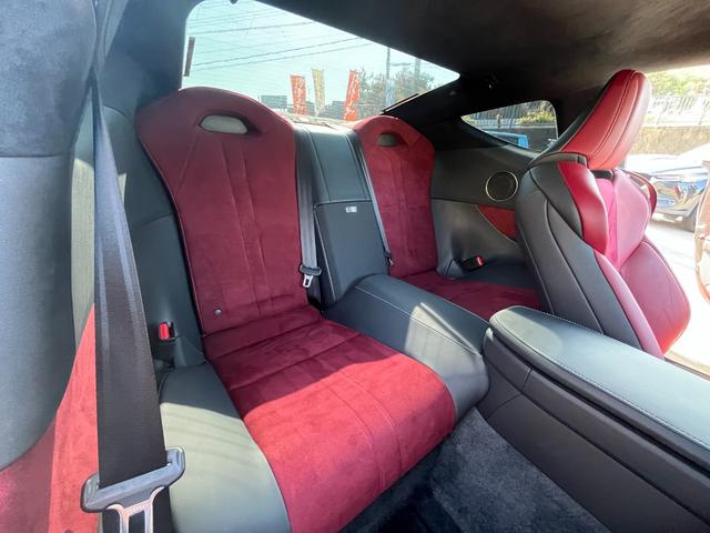 LC LC500 Sパッケージ マークレビンソン TRDエアロキット 禁煙車 ヘッドアップディスプレイ 3眼LED カーボンルーフ 21インチアルミ レクサスセーフティ BSM クリアランスソナー アクティブリアウィング(5枚目)