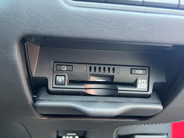 LC LC500 Sパッケージ マークレビンソン TRDエアロキット 禁煙車 ヘッドアップディスプレイ 3眼LED カーボンルーフ 21インチアルミ レクサスセーフティ BSM クリアランスソナー アクティブリアウィング(12枚目)