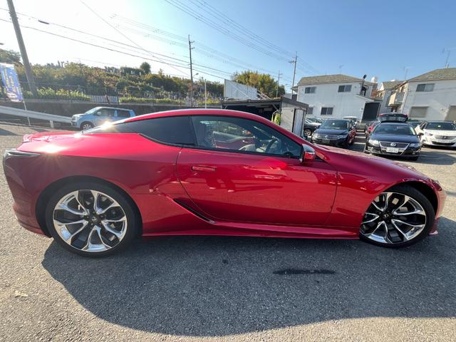 LC LC500 Sパッケージ マークレビンソン TRDエアロキット 禁煙車 ヘッドアップディスプレイ 3眼LED カーボンルーフ 21インチアルミ レクサスセーフティ BSM クリアランスソナー アクティブリアウィング(20枚目)
