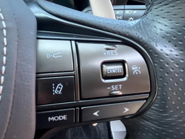 LC LC500 Sパッケージ マークレビンソン TRDエアロキット 禁煙車 ヘッドアップディスプレイ 3眼LED カーボンルーフ 21インチアルミ レクサスセーフティ BSM クリアランスソナー アクティブリアウィング(31枚目)