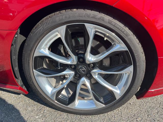 LC LC500 Sパッケージ マークレビンソン TRDエアロキット 禁煙車 ヘッドアップディスプレイ 3眼LED カーボンルーフ 21インチアルミ レクサスセーフティ BSM クリアランスソナー アクティブリアウィング(57枚目)
