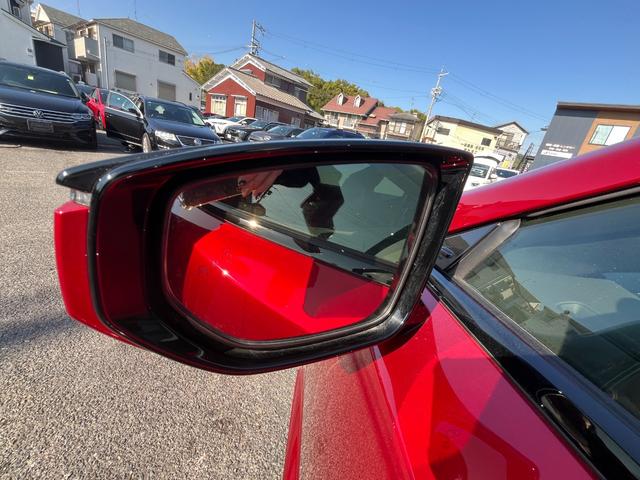 LC LC500 Sパッケージ マークレビンソン TRDエアロキット 禁煙車 ヘッドアップディスプレイ 3眼LED カーボンルーフ 21インチアルミ レクサスセーフティ BSM クリアランスソナー アクティブリアウィング(68枚目)