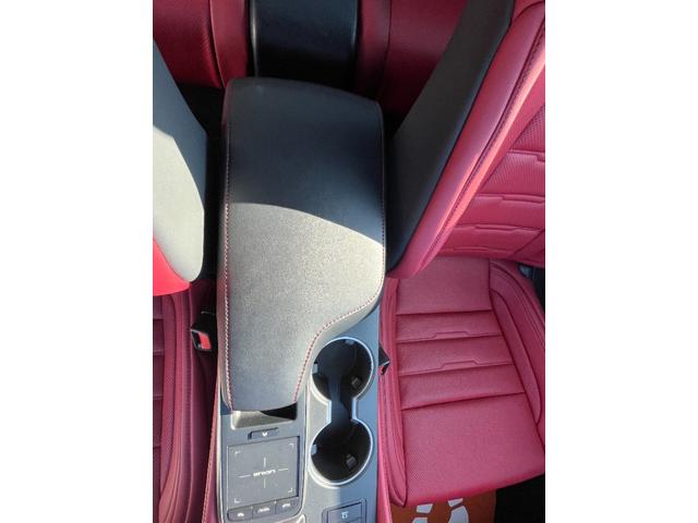 ＲＣ ＲＣ３５０　Ｆスポーツ　ワンオーナー　禁煙車　３眼ＬＥＤヘッドライト　ベンチレーション付き専用革シート　左右独立エアコン　オレンジキャリパー　ブラインドスポット　リアクロストラフィック　プリクラッシュセーフティ　ＴＦＴ液晶（7枚目）