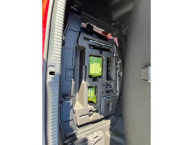 ＲＣ ＲＣ３５０　Ｆスポーツ　ワンオーナー　禁煙車　３眼ＬＥＤヘッドライト　ベンチレーション付き専用革シート　左右独立エアコン　オレンジキャリパー　ブラインドスポット　リアクロストラフィック　プリクラッシュセーフティ　ＴＦＴ液晶（17枚目）