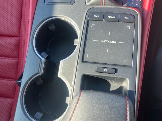 ＲＣ ＲＣ３５０　Ｆスポーツ　ワンオーナー　禁煙車　３眼ＬＥＤヘッドライト　ベンチレーション付き専用革シート　左右独立エアコン　オレンジキャリパー　ブラインドスポット　リアクロストラフィック　プリクラッシュセーフティ　ＴＦＴ液晶（39枚目）