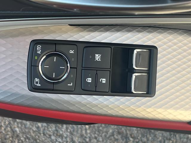 ＲＣ ＲＣ３５０　Ｆスポーツ　ワンオーナー　禁煙車　３眼ＬＥＤヘッドライト　ベンチレーション付き専用革シート　左右独立エアコン　オレンジキャリパー　ブラインドスポット　リアクロストラフィック　プリクラッシュセーフティ　ＴＦＴ液晶（53枚目）