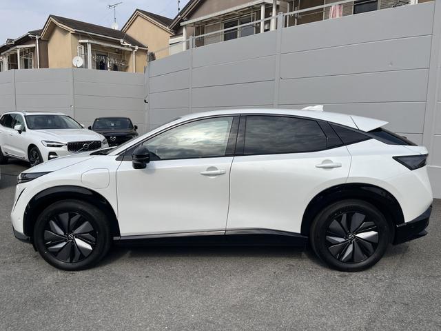 アリア Ｂ６　ｅ－４ＯＲＣＥ　パノラミックサンルーフ　プロパイロット　ニッサンコネクトナビ　　革巻きステアリング　　アダプティブＬＥＤヘッドランプ　パワーシート　インテリジェントアラウンドビューモニター　グレー木目調インパネ（66枚目）