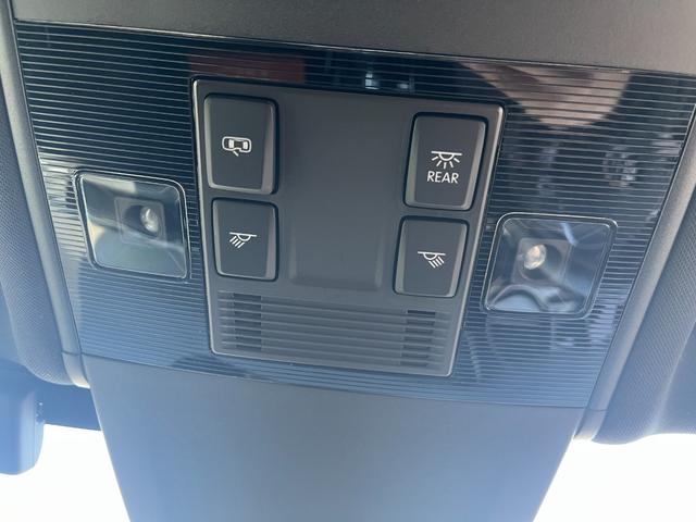 ゴルフトゥーラン ＴＳＩ　Ｒライン　駐車支援システム　純正ナビ　純正ＡＷ　２２５／４５Ｒ１８タイヤ　パークディスタンスコントロール　禁煙車　アダプティブクルーズコントロール　３ゾーンオートエアコン　ブラックサイドシルスポイラー（13枚目）