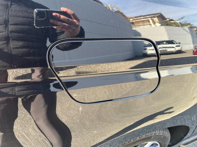 ゴルフトゥーラン ＴＳＩ　Ｒライン　駐車支援システム　純正ナビ　純正ＡＷ　２２５／４５Ｒ１８タイヤ　パークディスタンスコントロール　禁煙車　アダプティブクルーズコントロール　３ゾーンオートエアコン　ブラックサイドシルスポイラー（77枚目）